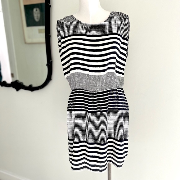 Glam Black & White Stripe Dress From LF - Picture 1 of 4
